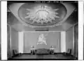 Women's lounge, basement level[Traduire&nbsp;passage]