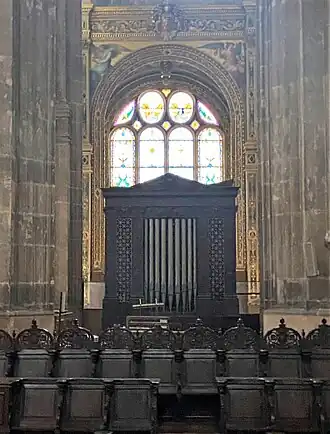 L'orgue de chœur.