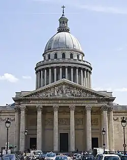Le Panthéon vu de face tel qu'il est représenté sur le revers.