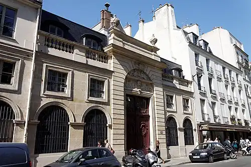 No 118, l'hôtel de Clermont-Tonnerre.