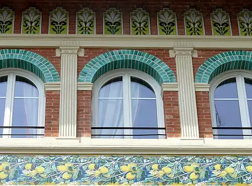 Immeuble no&nbsp;32. Façade.