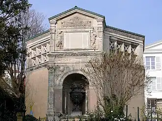 Le réservoir entre la rue Lepic et la rue Norvins.