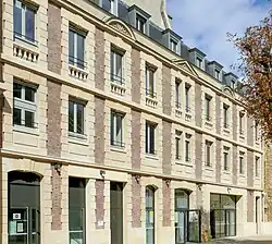 Aile sur cour