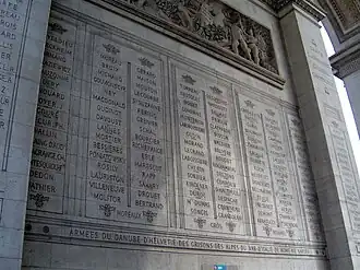 Pilier est.