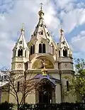 L'extérieur de la cathédrale Saint-Alexandre-Nevsky à Paris.