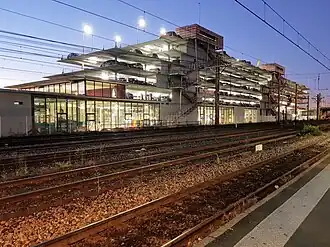 Parking aérien de la gare, côté quartier Belcier.