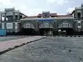 Parvis de la gare de Dakar abandonnée (2013).