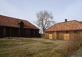 Écuries.