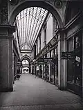 Intérieur.
