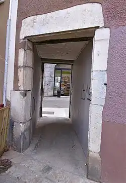 Le même passage depuis le Jardin de Ville