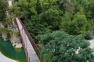 Passerelle à Roquestéron-Grasse.