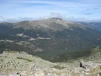 Vue depuis la Cabeza de Hierro Menor au sud-sud-est.