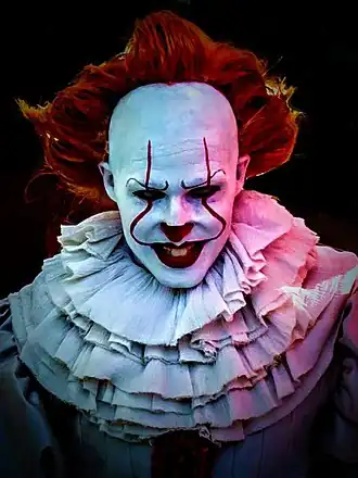 Cosplay du personnage de Ça dans la version de 2017