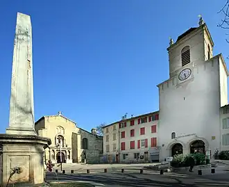 Pertuis (Vaucluse)