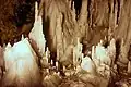 Formations en glace dans la grotte de Scărișoara&nbsp;(en)