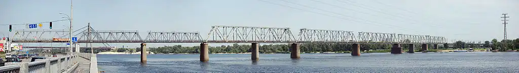 Pont de chemin de fer Petrovsky.
