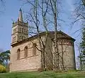 Vue de l'église du village construite par Schinkel