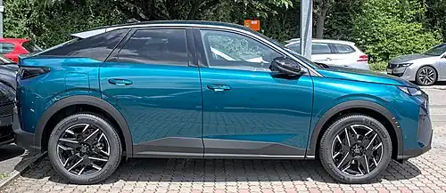Profil fastback.
