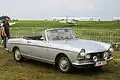 Peugeot 404 Cabriolet équipé de roues Robergel.
