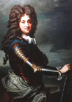  Reproduction couleurs d’une peinture représentant Philippe II d’Orléans (1674-1723), figuré en buste et de côté, revêtu d’une armure noire aux jointures ocres. Il appuie sa main droite sur un sceptre de couleur bleue.