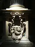 Détail d'un pied de colonne