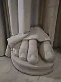 Pied droit rapporté de la Victoire n°4.