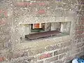 Embrasure militaire.