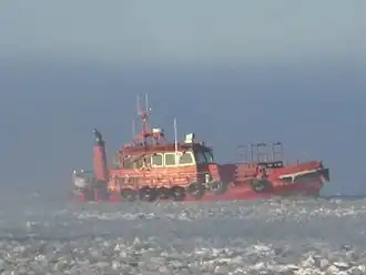 Bateau pilote.