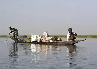 Image illustrative de l’article Pirogue