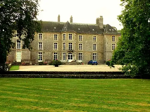 Le château de Souverain-Moulin.
