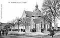 L'église paroissiale au début du XXe&nbsp;siècle (carte postale).