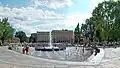La fontaine multimédia et le bâtiment de Poczta Polska (La poste polonaise)