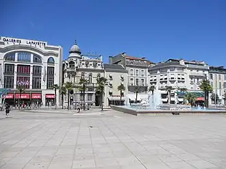 Image illustrative de l’article Place Georges-Clemenceau (Pau)