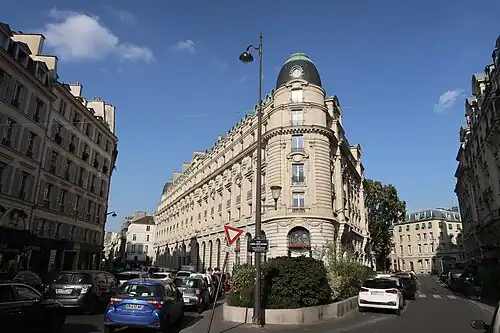 Vue de la place.
