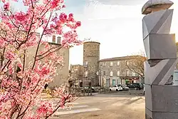 Place Jean Jaurès Grigny Tour