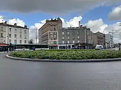 Vue générale de la place.