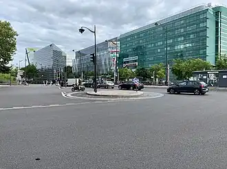 Image illustrative de l’article Place des Martyrs-de-la-Résistance-de-la-Porte-de-Sèvres