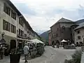 Place centrale de Conflans