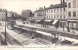 Place des Maisons Neuves au début du XXe&nbsp;siècle