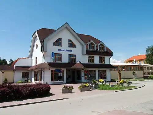 L'hôtel de ville.