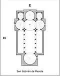 L'église de San Cebrián de Mazote (Xe&nbsp;siècle) a des absides opposées et des absides de transept, toutes non saillantes.