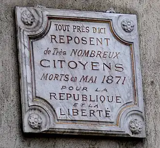 A noter l'étrange signature