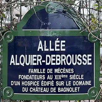 Voir la plaque.