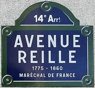 Voir la plaque.