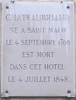 Au no&nbsp;120 : Chateaubriand.