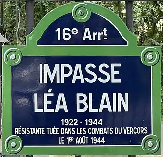 Voir la plaque.
