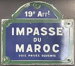 Voir la plaque.