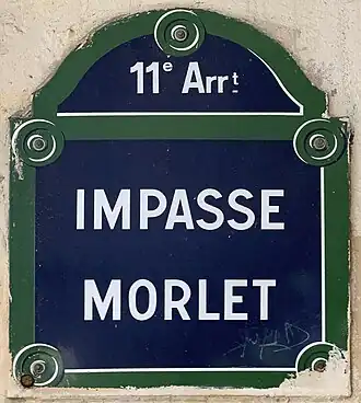 Voir la plaque.