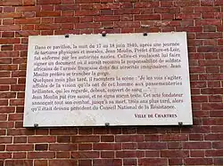 Hommage de la ville de Chartres.