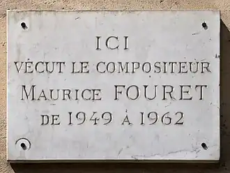 Plaque en mémoire de Maurice Fouret.